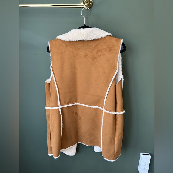 NWOT GOOD HART Matilda Jane Greenville Womens faux fur/suede cardigan vest Large - Picture 5 of 9